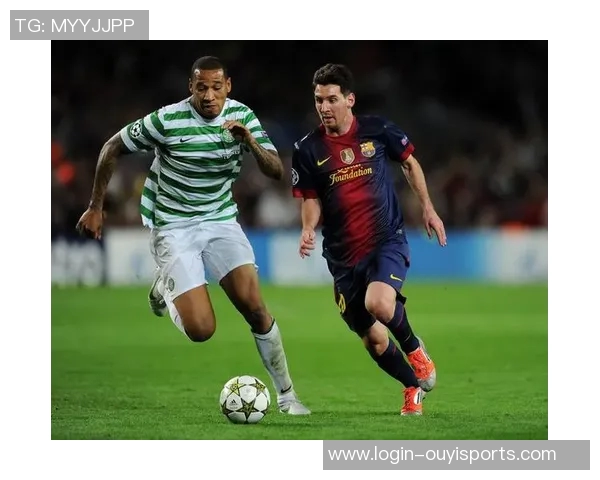 聚焦重庆羽毛球队配合技巧与欧冠足球战术的深度探讨与比较